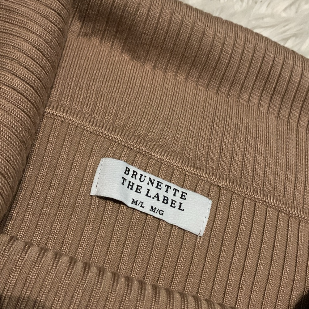 BTL Brown Ribbed Off-Shoulder Top - Picture 4 of 6